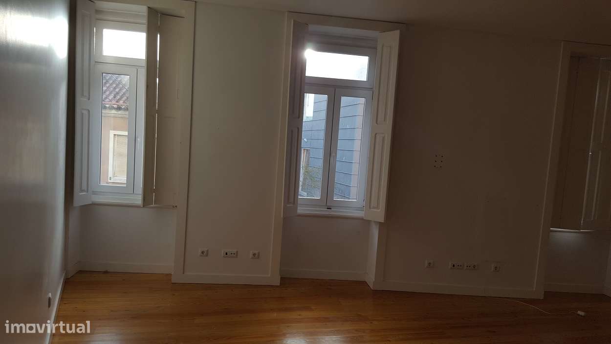 ARRENDAMENTO - Apartamento T1 centro Póvoa de Varzim - Grande imagem: 5/15