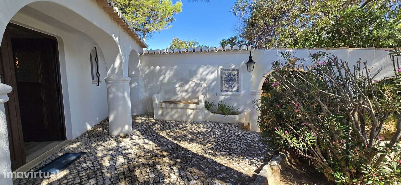 Algarve, Carvoeiro, Moradia T3+1 com vista mar, piscina e garagem à ve-7