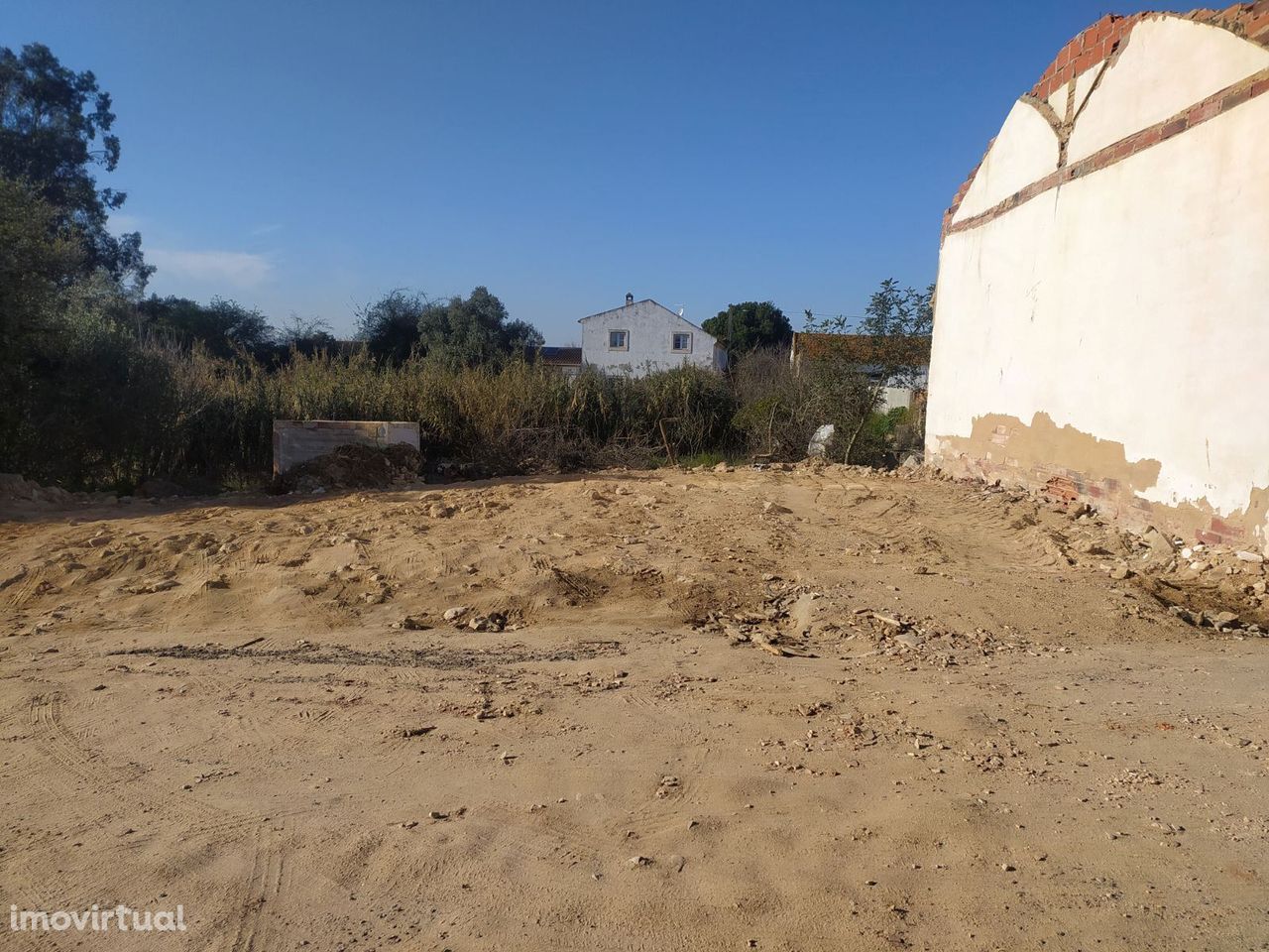 Lote de terreno urbano em Vila Chã de Ourique