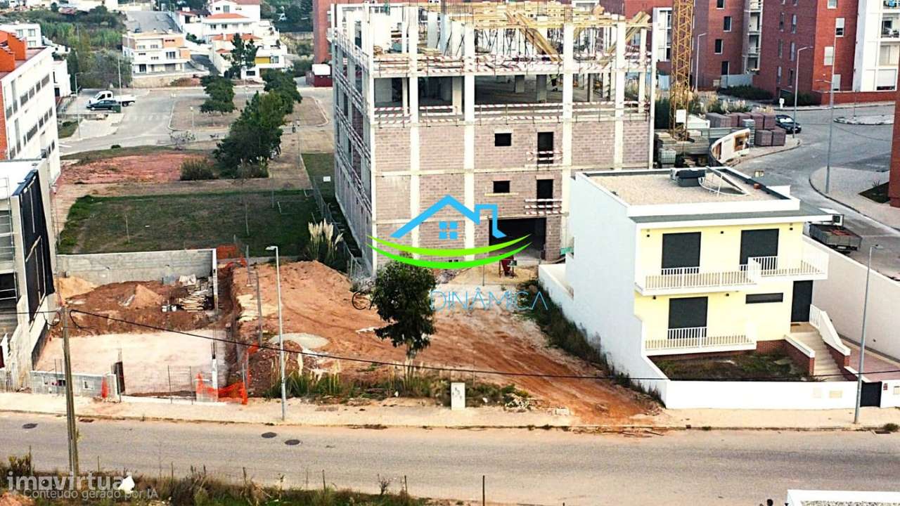 Lote para construção na urbanização dos Condados-10