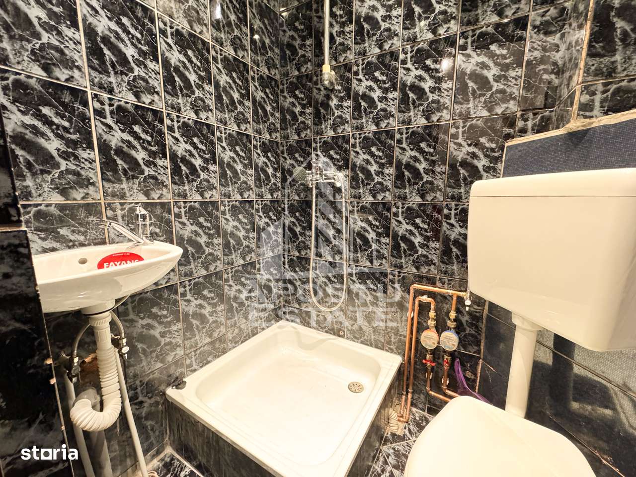 Garsoniera | 22mp | Boxa | Etajul 1/4 | Renovata | Zona Blascovici - Imagine principală: 4/4