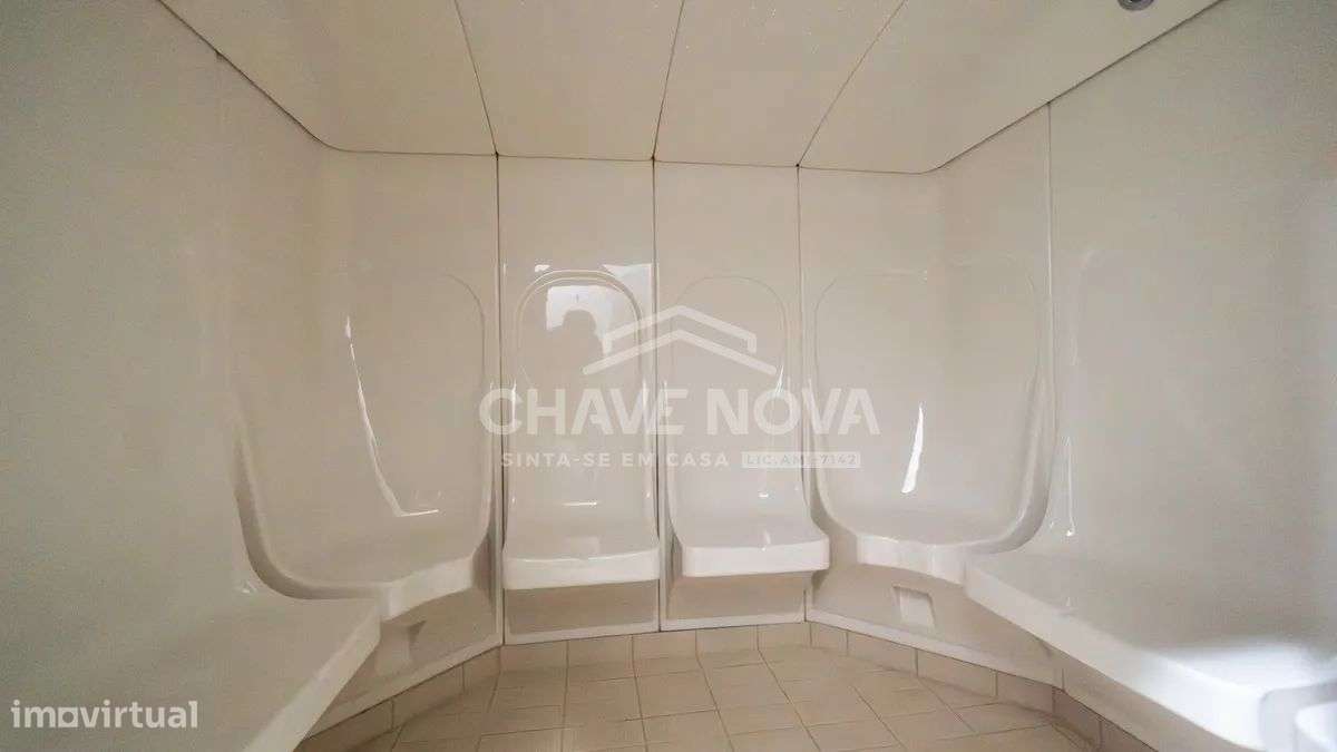 PS - Excelente Apartamento T3 em prédio Lake Towers, Vila Nova de Gaia-35