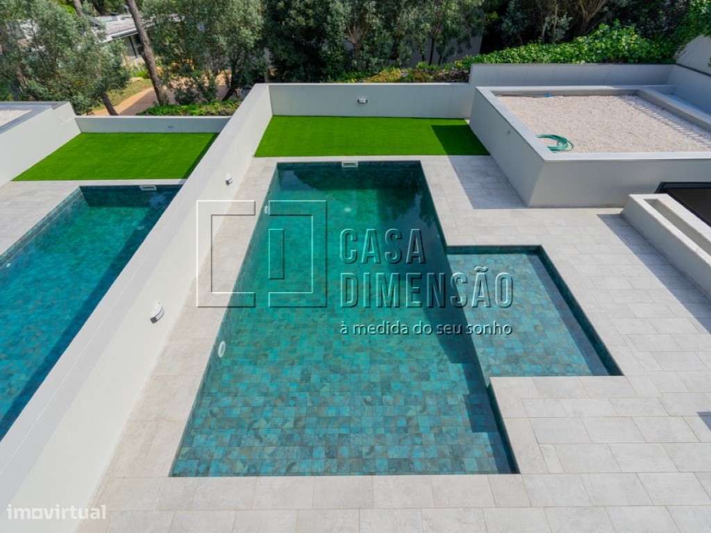 Moradia de Arquitectura Moderna de tipologia T3+1 em Oeiras com Pis...-56