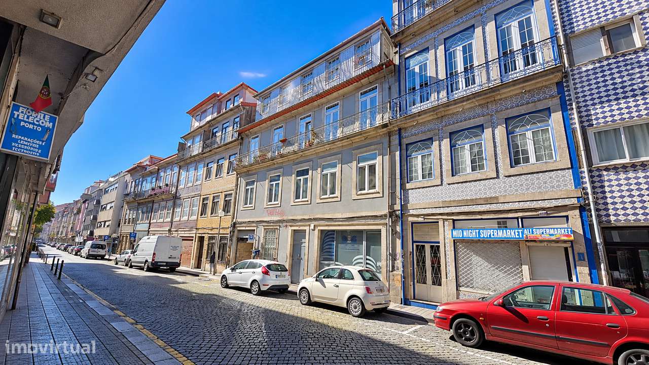 Apartamento T0 | 60 m² | Alojamento Local ativo | Porto-18