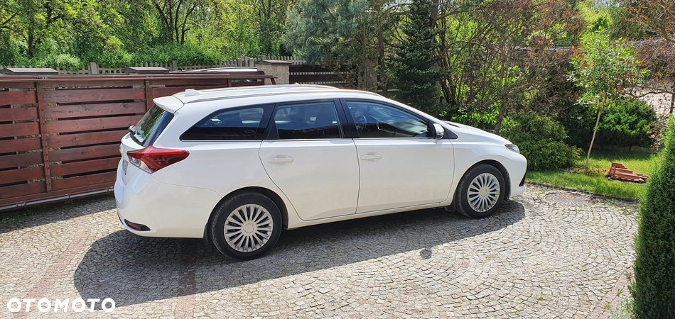 Toyota Auris 1.33 VVT-i Comfort - 3