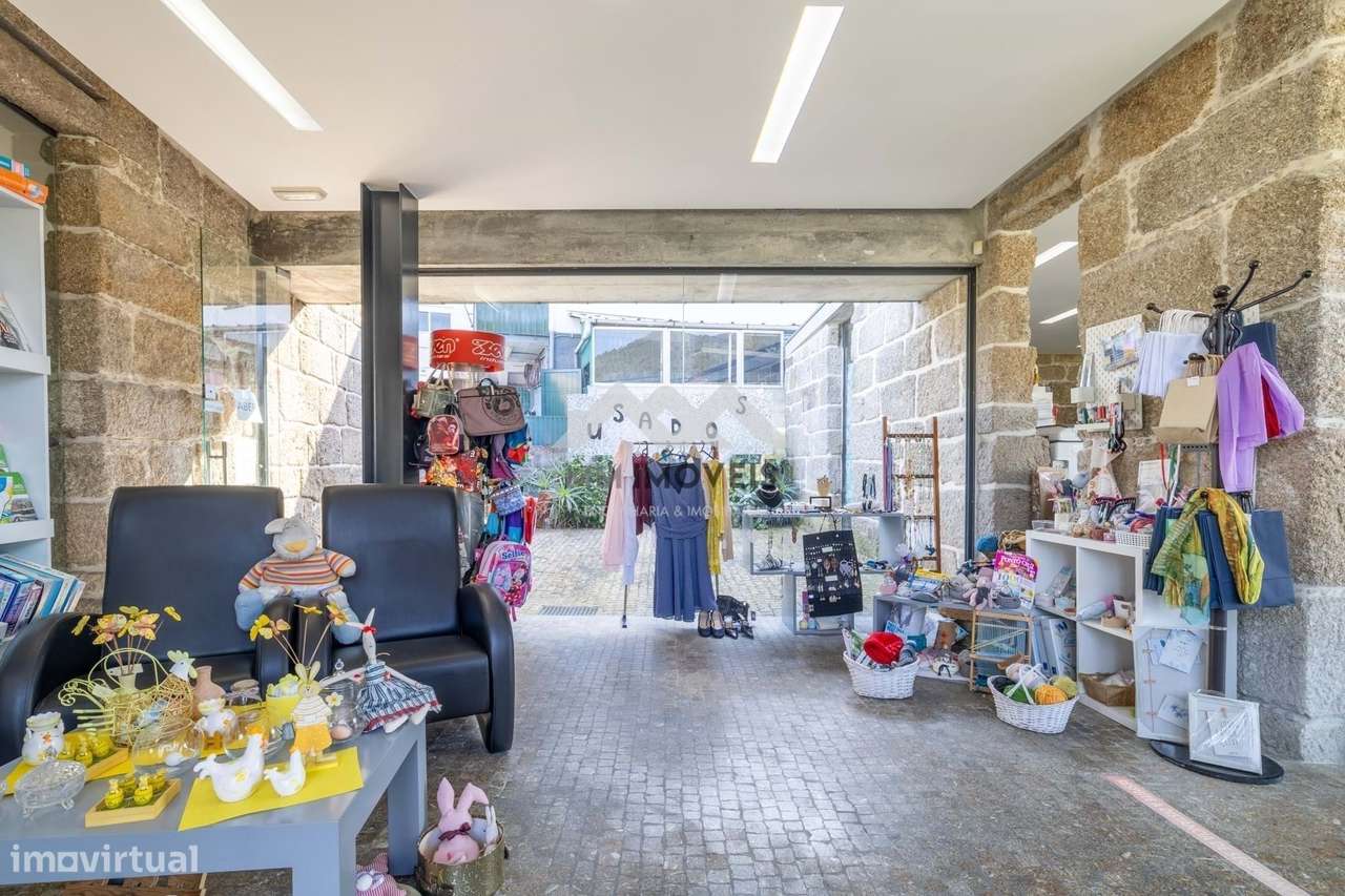 Loja | Comércio | Papelaria | Escritório | Casa de banho - Grande imagem: 3/27