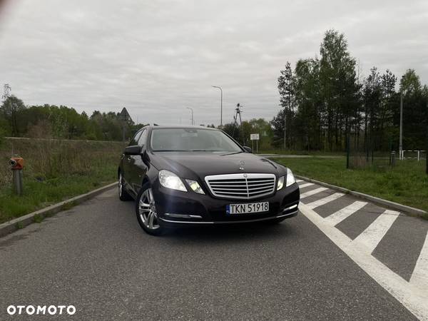 Mercedes-Benz Klasa E 300 CDI BlueEff Elegance - 1