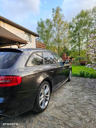 Audi A4 Avant 3.0 TDI DPF quattro S tronic S line Sportpaket - 5