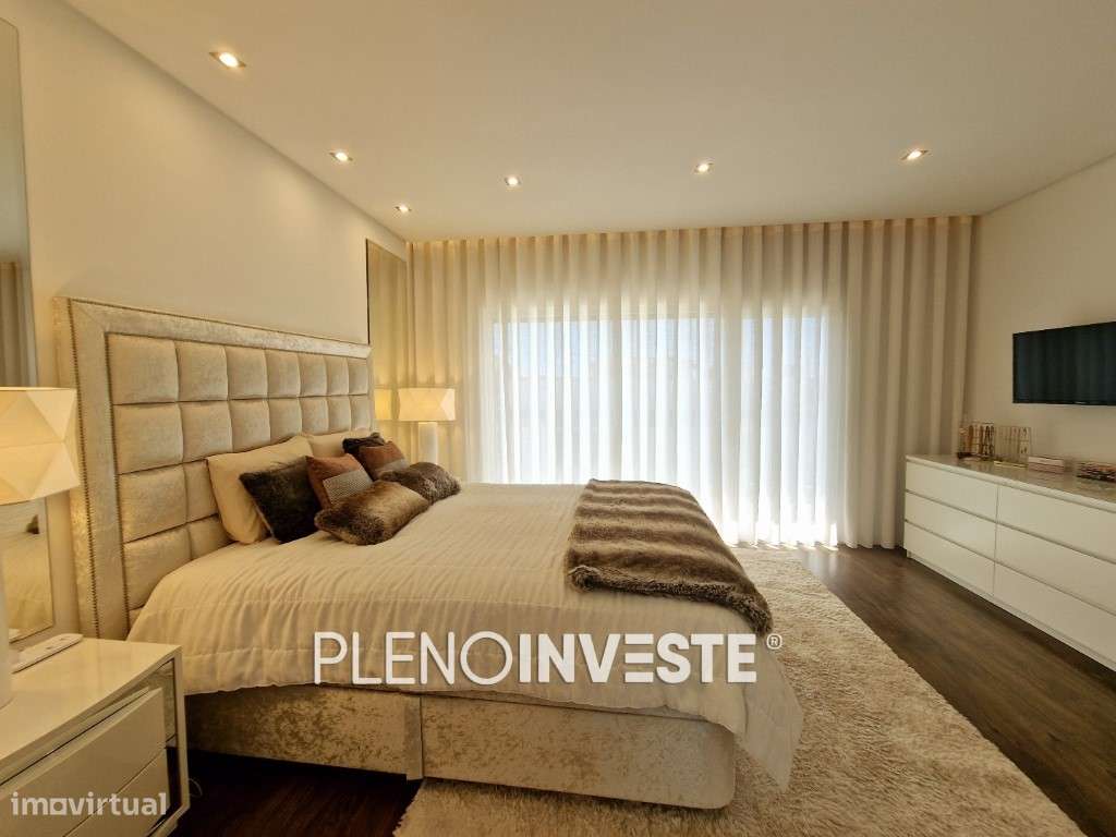 Moradia Isolada V3+2 com piscina na Quinta de Valadares-22