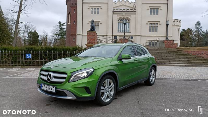 Mercedes-Benz GLA - 2