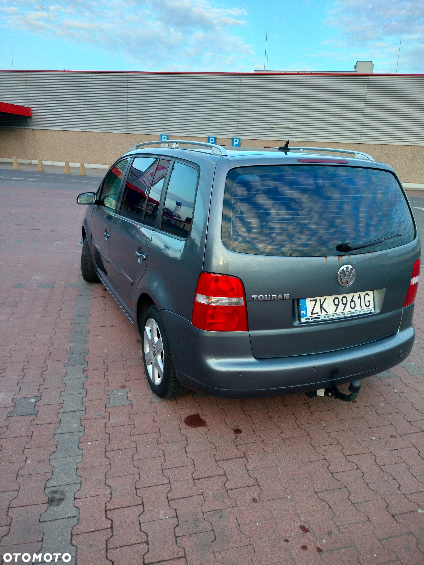 Volkswagen Touran - 2