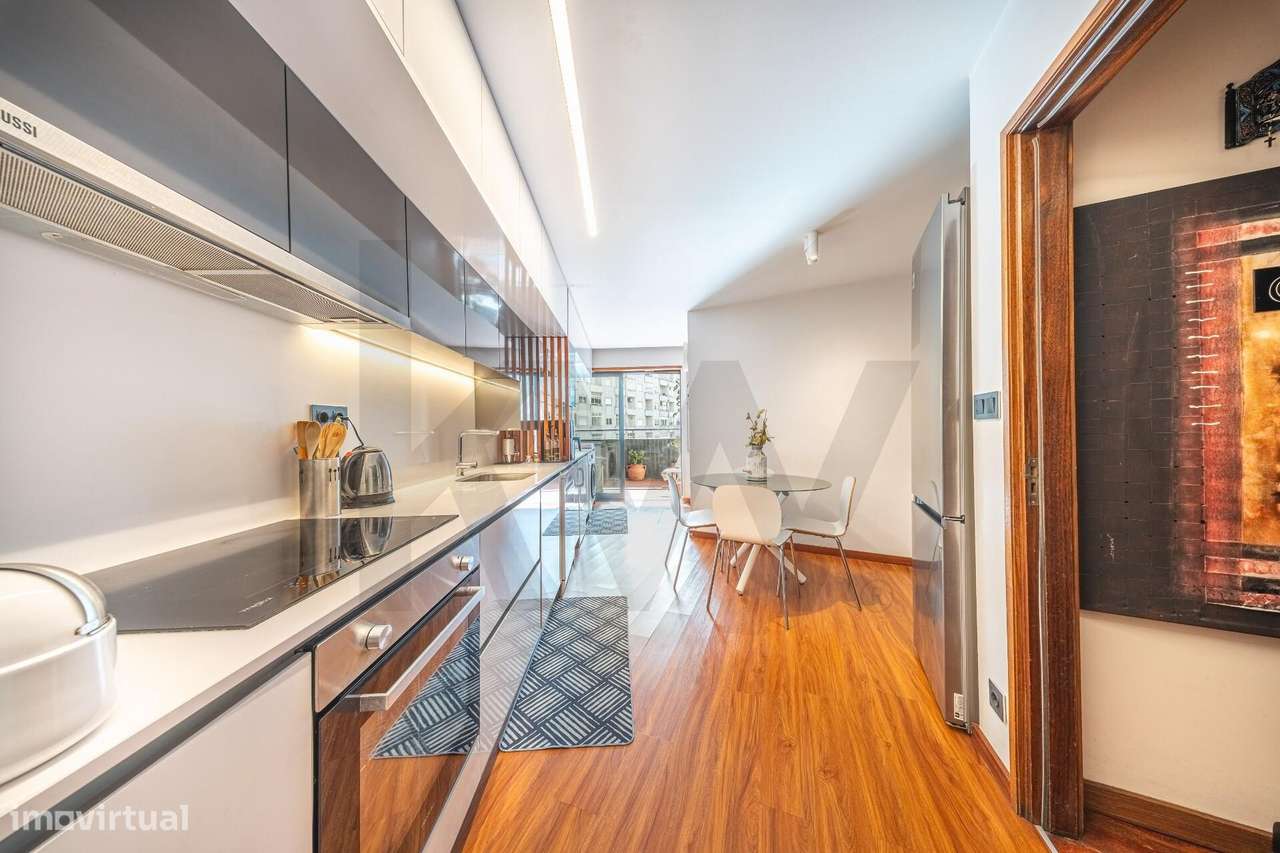 Apartamento T4 em bom estado com varandas amplas em São Vicente, Braga - Grande imagem: 5/28