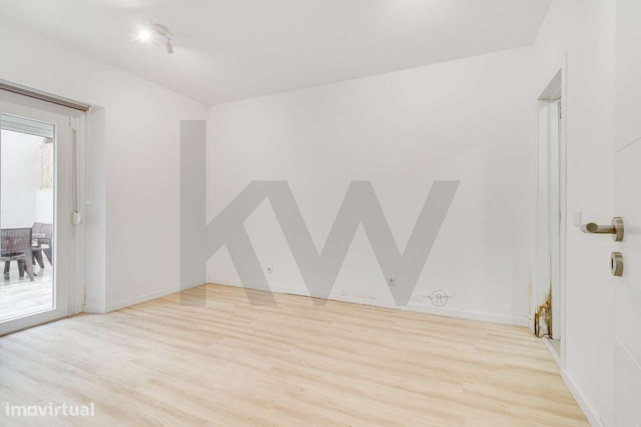 T2 junto ao Metro, com Terraço de 25m2! | Pontinha, Odivelas - Grande imagem: 5/23