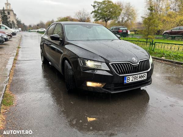 Skoda Superb 2.0 TDI DSG 4X4 Style - 7