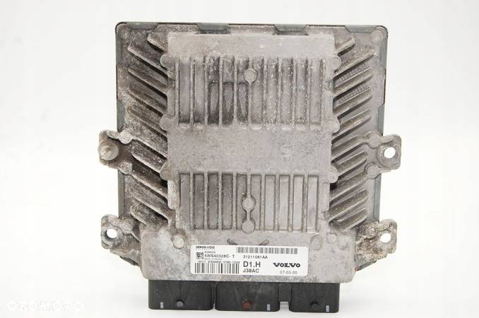 STEROWNIK KOMPUTER SILNIKA VOLVO V50 S40II C30 2,0D 31211081AA D1.H SID803A - 1