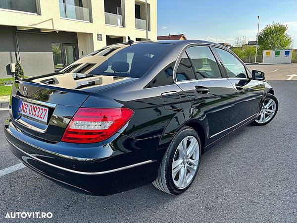 Mercedes-Benz C 180 BlueEFFICIENCY Avantgarde - 26