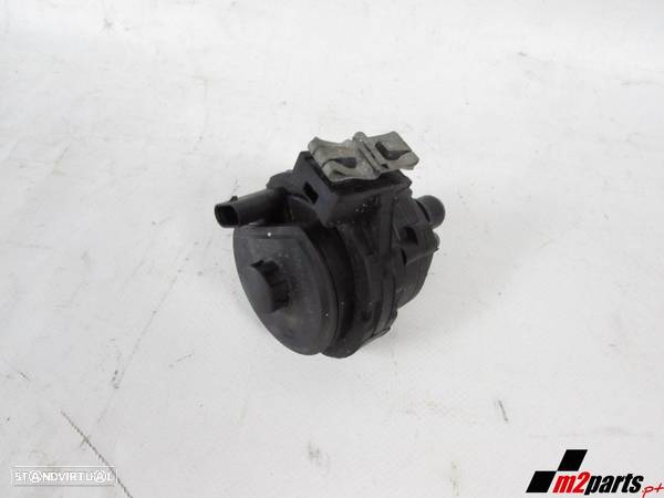 Bomba de Água Suplementar Seminovo/ Original BMW 1 (F20)/BMW 3 (F30, F80)/BMW 3... - 2