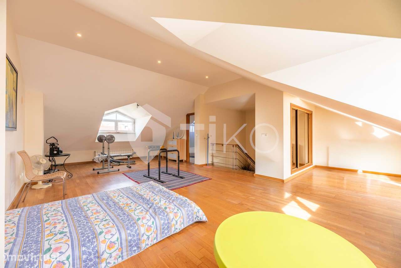 Moradia, 342 m², Charneca de Caparica e Sobreda-45