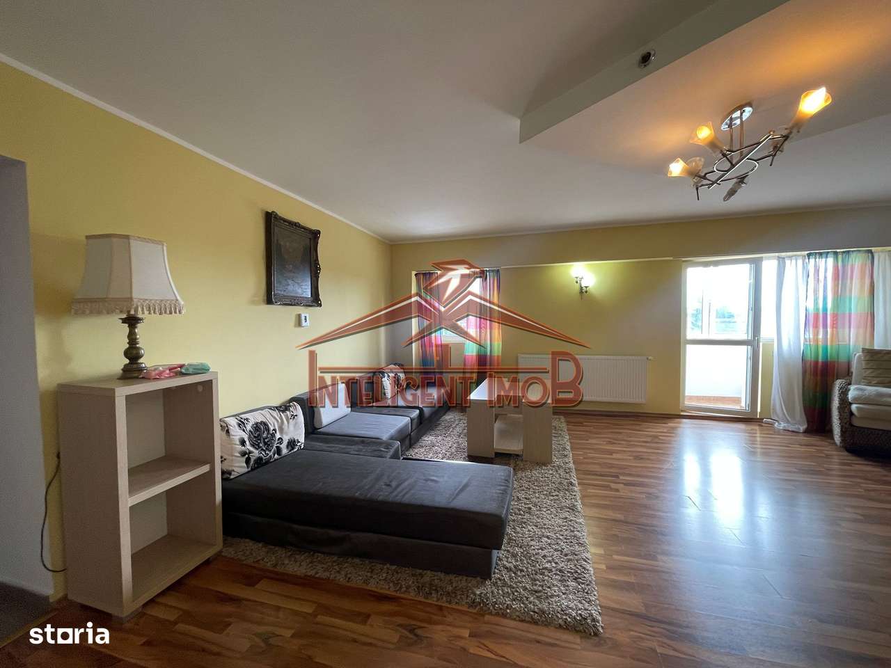 Apartament Spațios 120mp, cu 4 Camere, 2 Băi și 3 Balcoane în Făgăraș-5