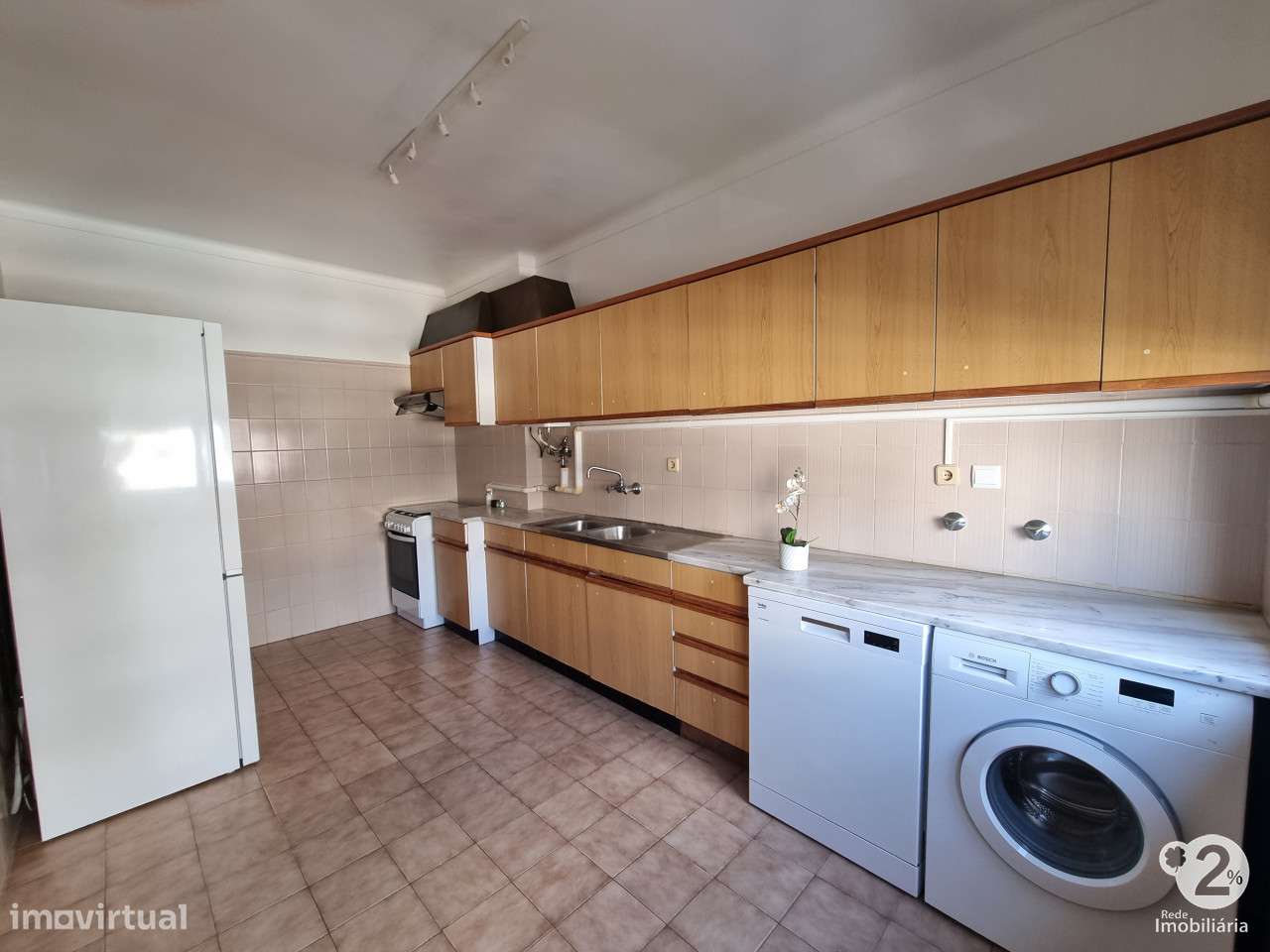 Apartamento T2 com 106m2 no centro de Massamá - Grande imagem: 5/18