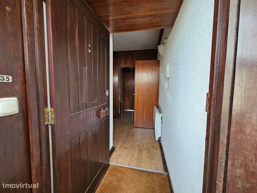 APARTAMENTO T1 EM CARCAVELOS COM VISTA MAR 1ª LINHA A 200m DA PRAIA - Grande imagem: 4/53