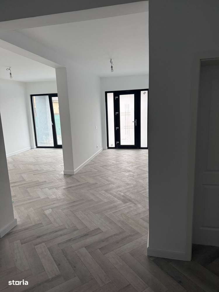 Vila deosebita in Strejnicu-7