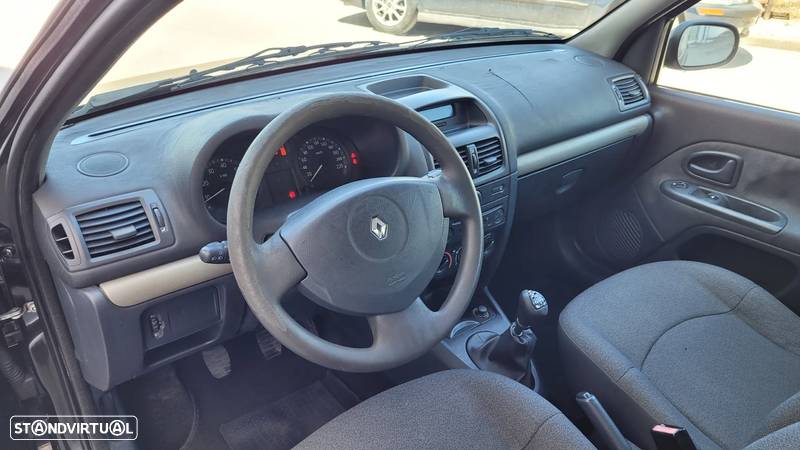 Renault Clio 1.5 dCi Confort Authentique - 9