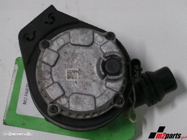 Bomba de água Elétrica Seminovo/ Original BMW i3 (I01) 11518600286 - 2