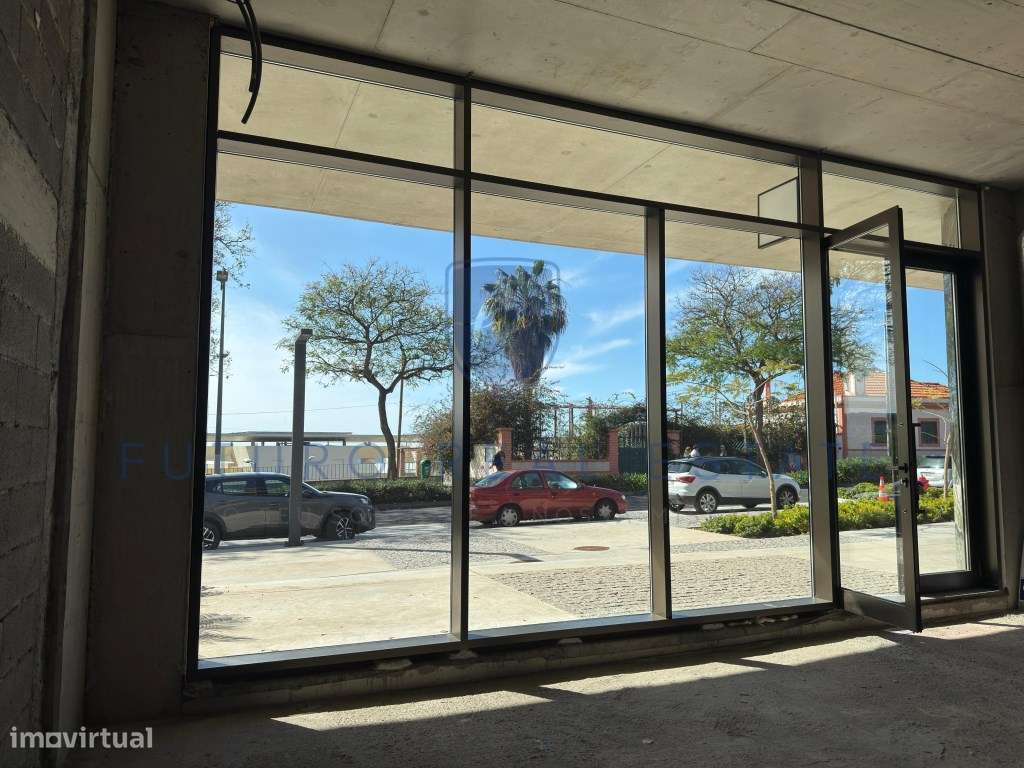 LOJA COMERCIAL - ESTRADA MONUMENTAL - FUNCHAL - Grande imagem: 5/32