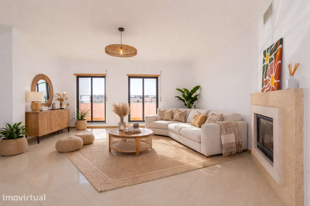 Apartamento T2 na Quinta do Conde com areas de 136m2-8