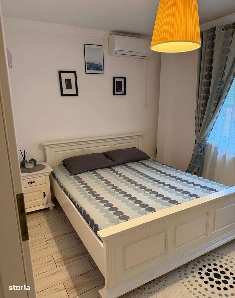 Apartament Cornitoiu p/4 cu balcon,centrala, mobilat - Imagine principală: 5/9