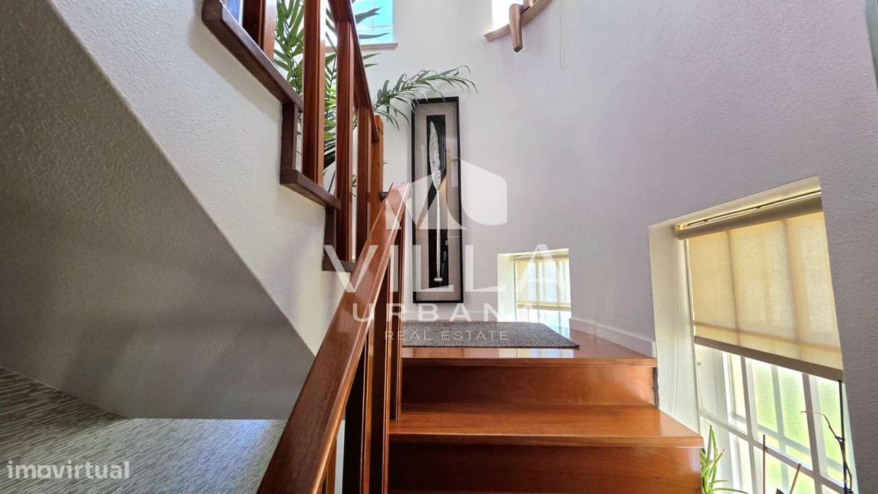 Moradia Isolada T4 com Cave, Sub-cave e Jardim | Charneca da Caparica-34