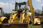 Dezmembrez KOMATSU WB93 R2 din 2002 - 2