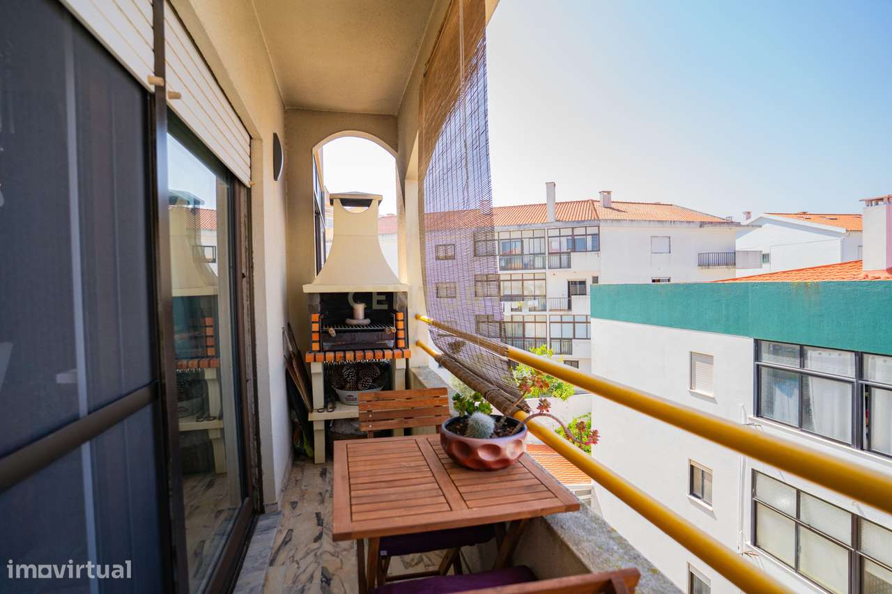 Apartamento Duplex T3+2 com Garagem Box-30