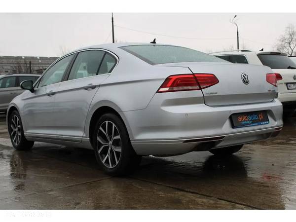 Volkswagen Passat 1.8 TSI BMT Comfortline - 4