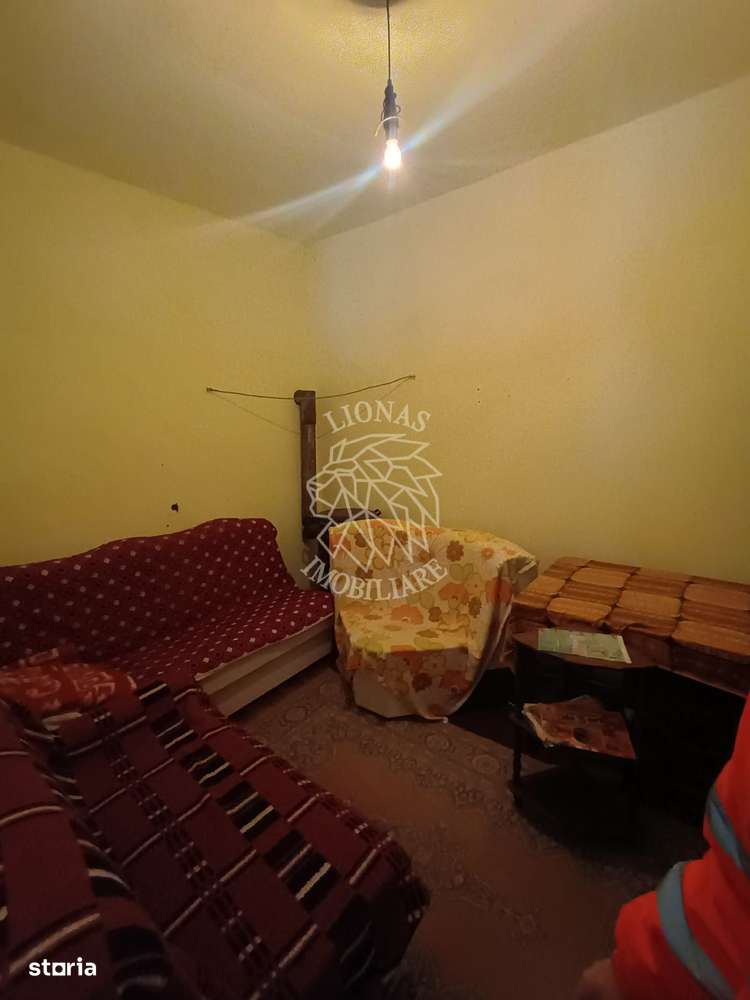 Apartament 5 camere cu teren 266 mp, nivel parter - zona Eroilor - Imagine principală: 5/8