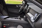 Volvo XC 60 2.0 T8 PHEV R-Design AWD - 28