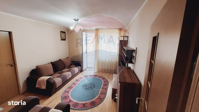 Apartament cu 2 camere de închiriat langa Liceul Lovinescu