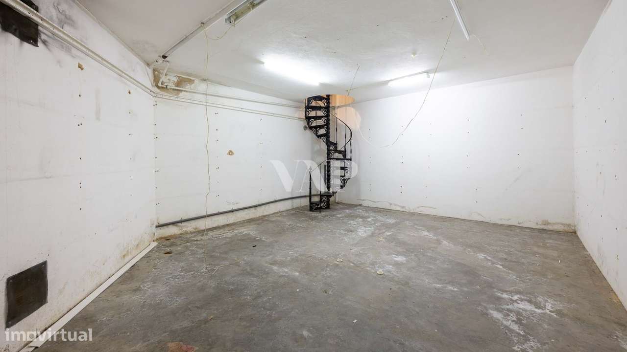 Loja Comercial à Venda no Quinta Shopping – 30m² com Cave | Quinta do - Grande imagem: 5/14