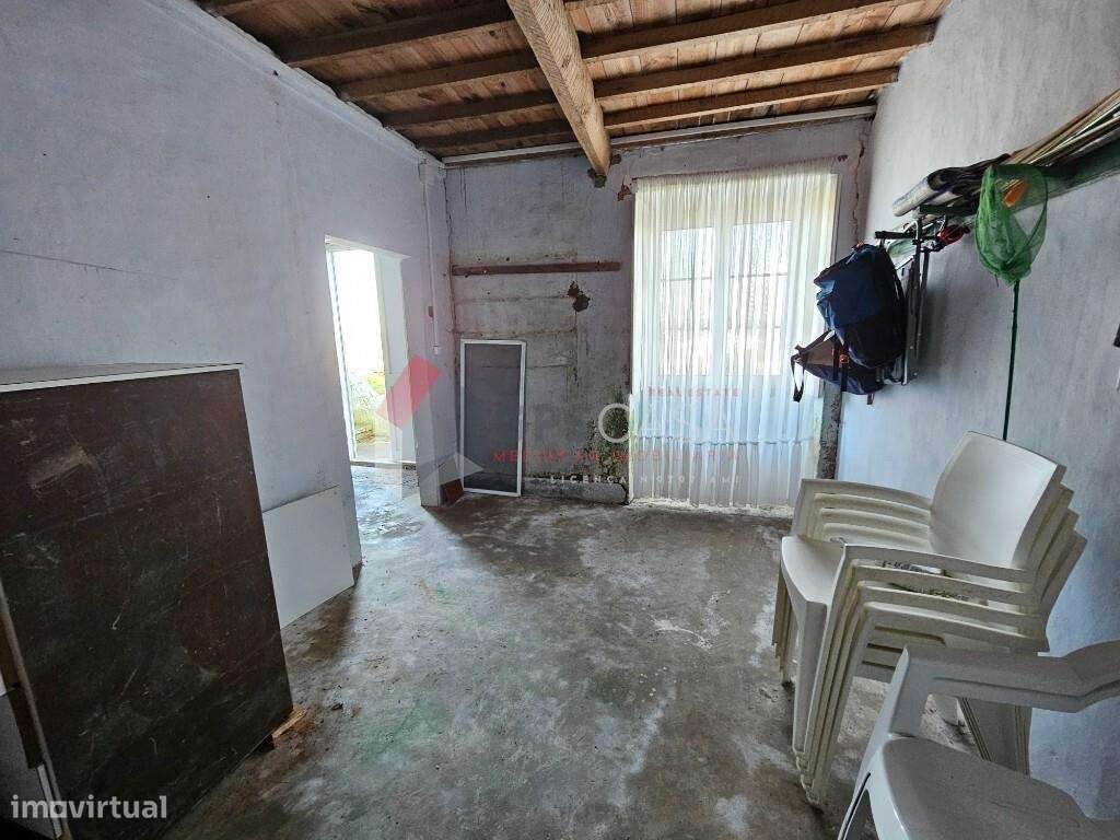 Moradia T4 em Prédio Misto – Fonte do Bastardo-8