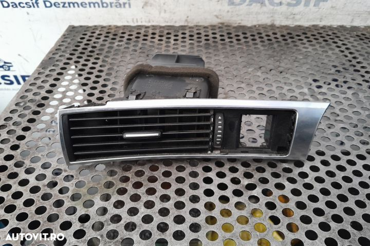 Grila ventilatie bord stanga 4F1820901D Audi A6 4F/C6  [din 2004 pana - 4