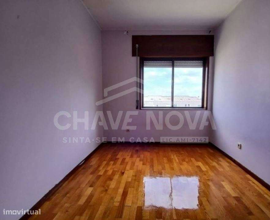 T3 Duplex C/ Varanda em Rio Tinto - Grande imagem: 5/14