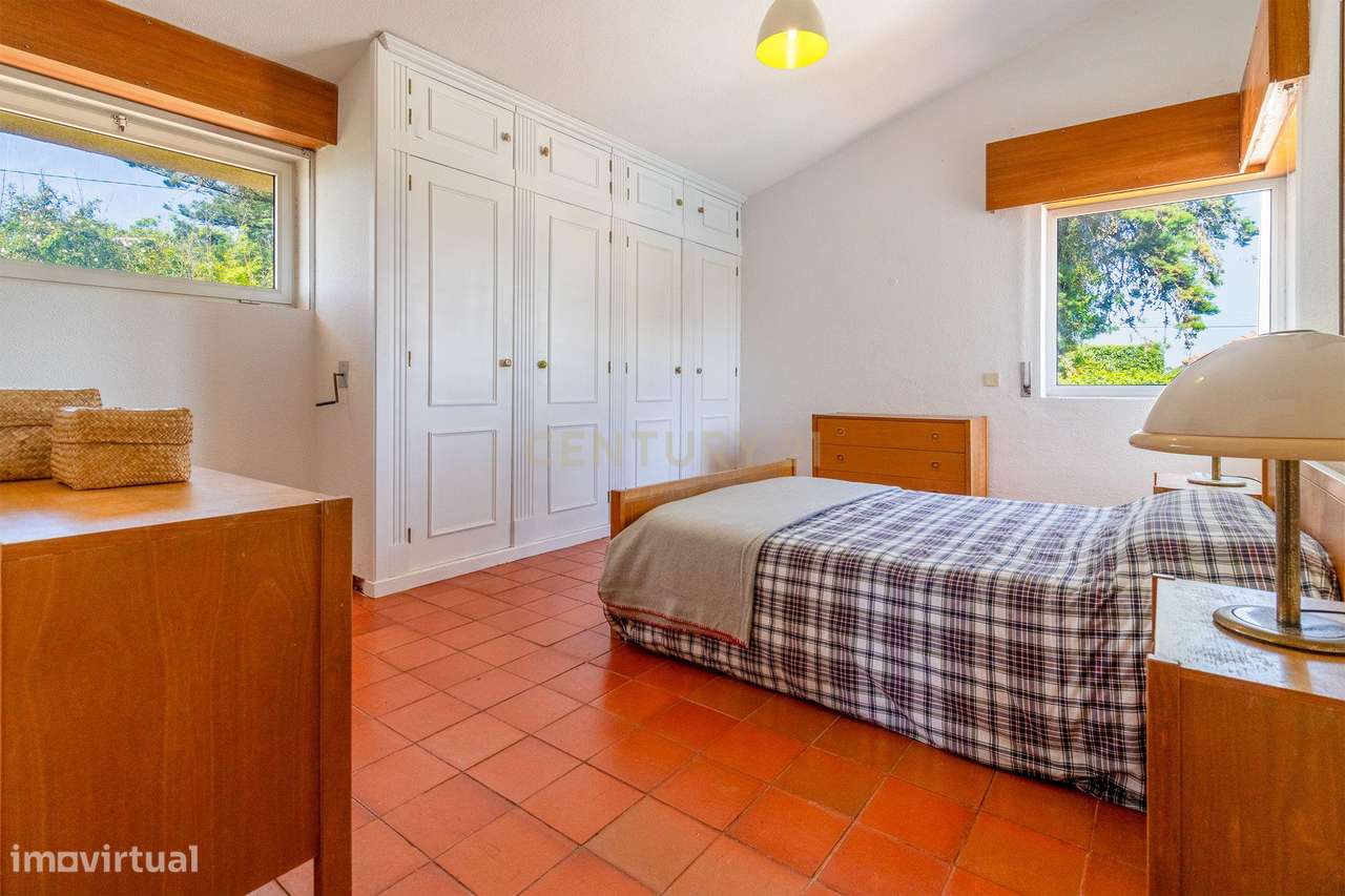 Moradia T5 com Jardim e Piscina | Albarraque – a 5 minutos da Beloura-18