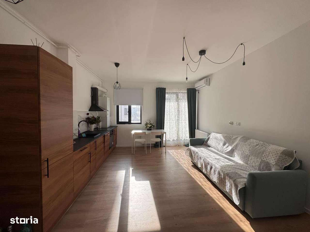 Apartament cu 2 camere de vanzare, zona Safirului-6
