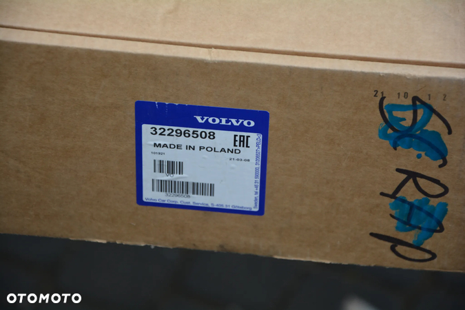 VOLVO S60 2019 -  bagażnik dachowy oryginal Volvo alu klucz - 6