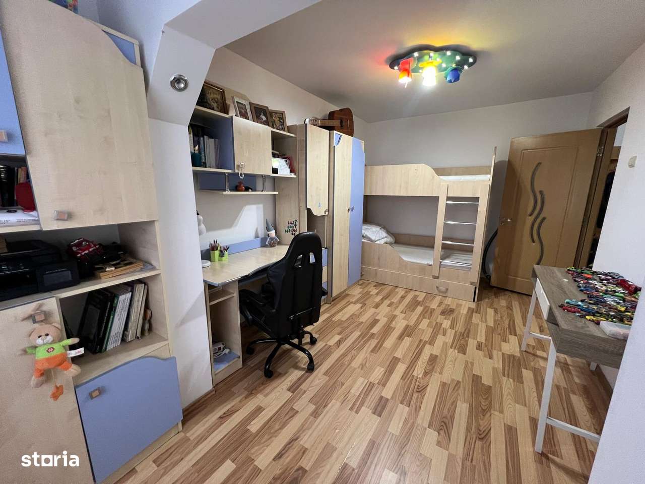 Granicerilor - Ap. 3 camere, et. III, mobilat si utilat - Imagine principală: 4/8