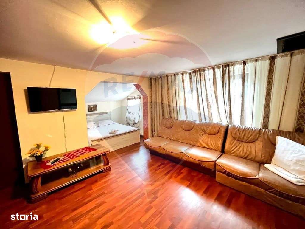 Afacere de vanzare: pensiune, sala de evenimente si restaurant - Imagine principală: 4/5