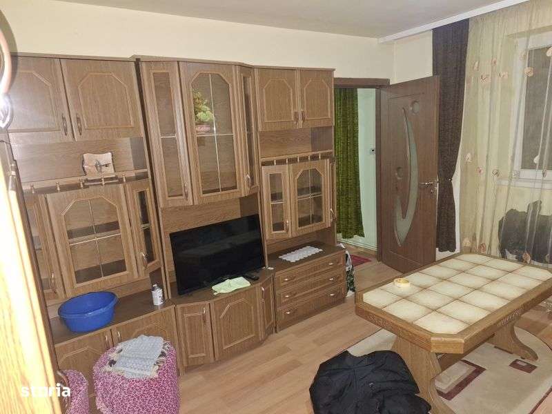 Apartament de închiriat - Imagine principală: 5/8