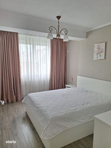 Proprietar vand apartament 2 camere, mobilat, utilat, parcare