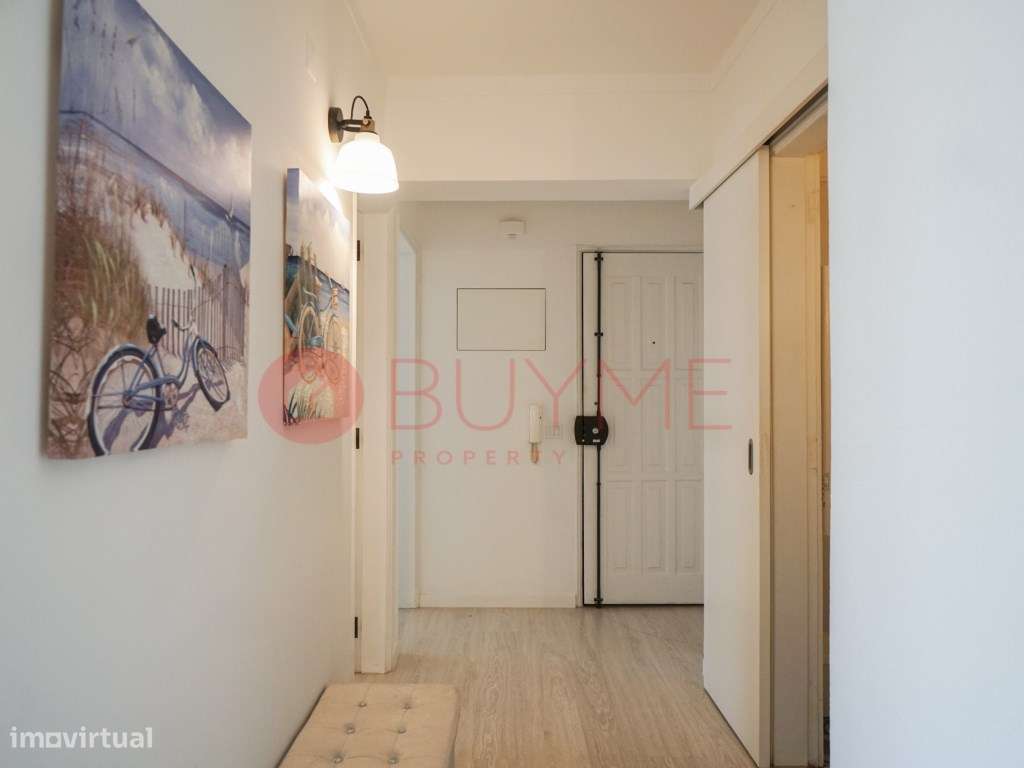 Apartamento T2 com vista mar em Quarteira, junto à Marina de Vilamoura - Grande imagem: 4/17